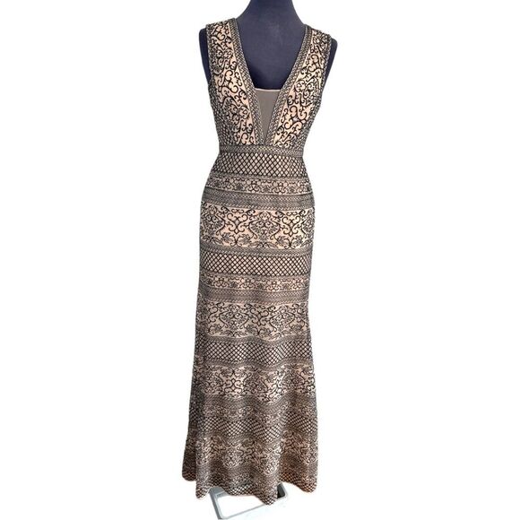 BCBGMAXAZRIA Beige Black Aurora Embroidered Tulle Sleeveless Trumpet Gown 4 - Picture 5 of 10